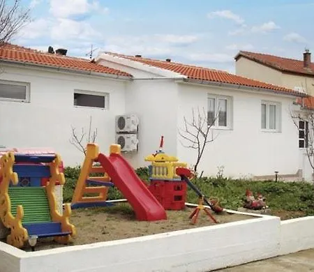 In With Terrace, Air Conditioning, Wifi, Washing Machine Appartamento Preko