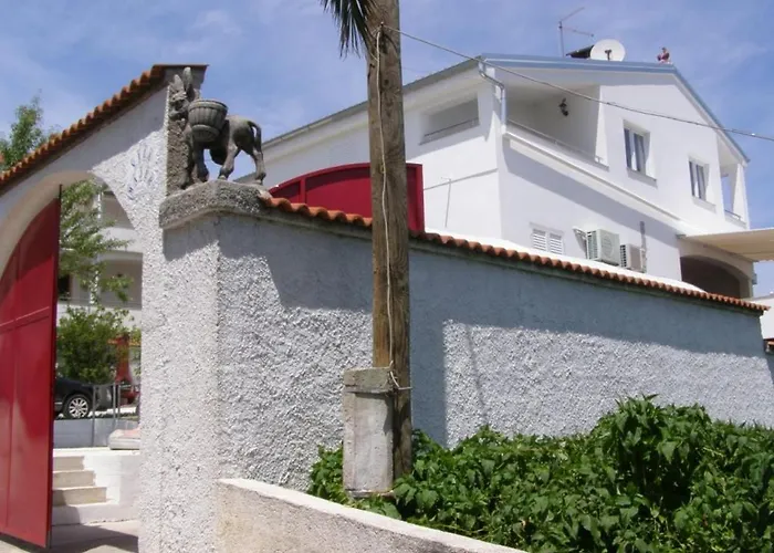 In With Terrace, Air Conditioning, Wifi, Washing Machine Апартаменты *