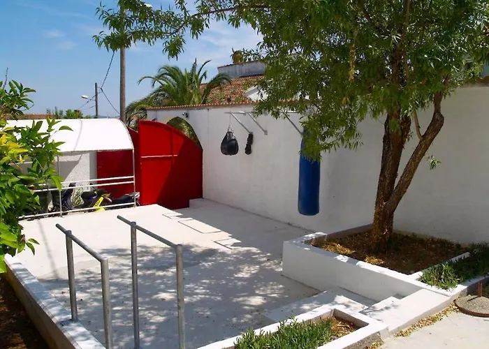 In With Terrace, Air Conditioning, Wifi, Washing Machine *
