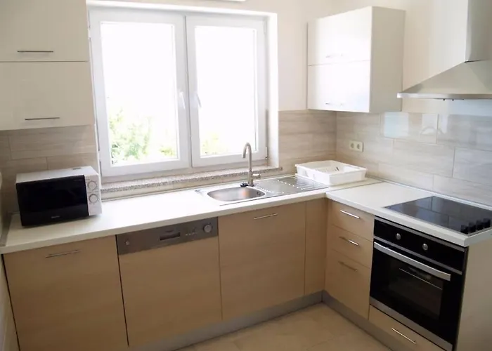 In With Terrace, Air Conditioning, Wifi, Washing Machine Lejlighed *