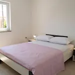 In With Terrace, Air Conditioning, Wifi, Washing Machine